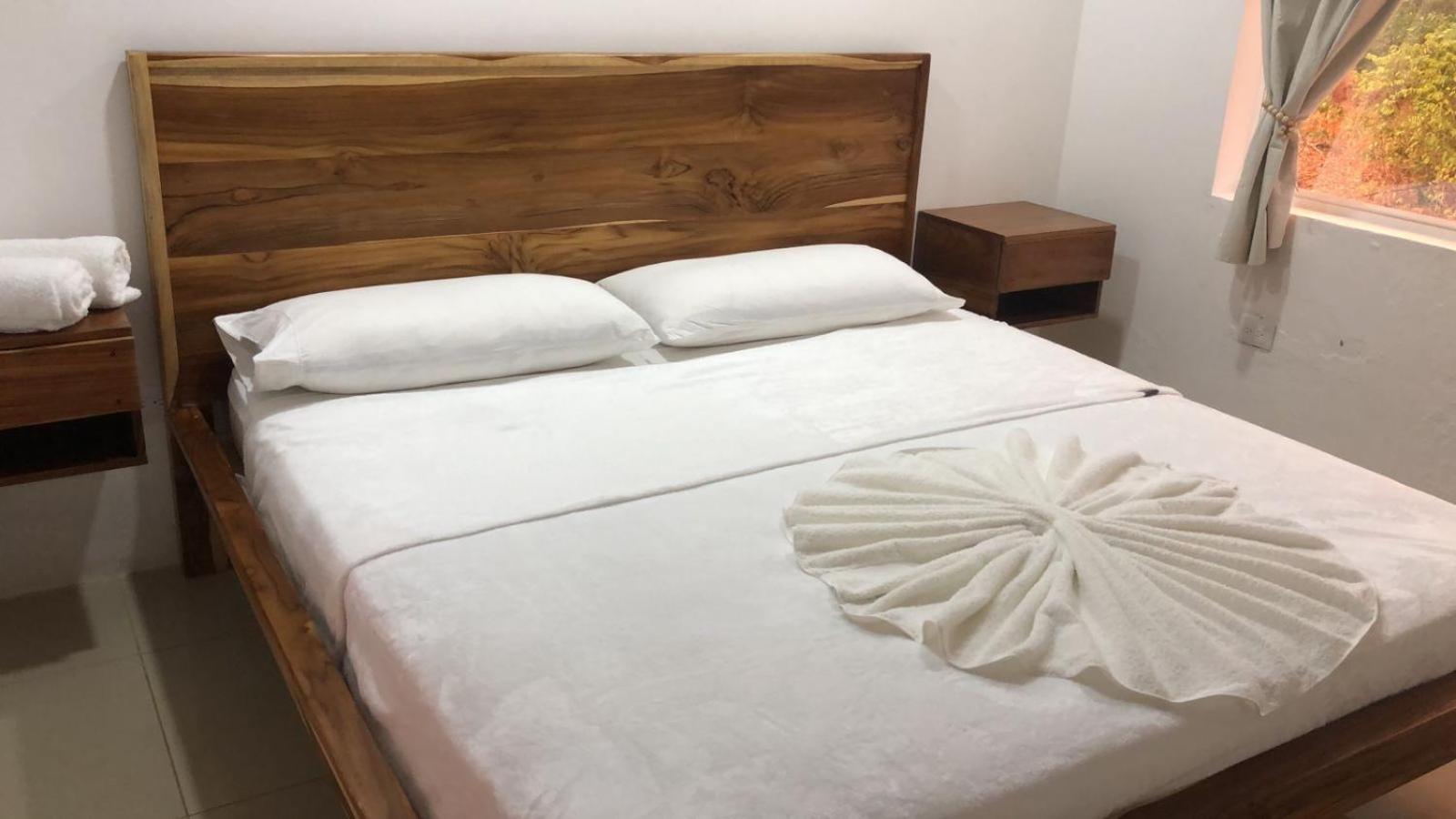 Emerald Luxe Suites South End Ngoại thất bức ảnh